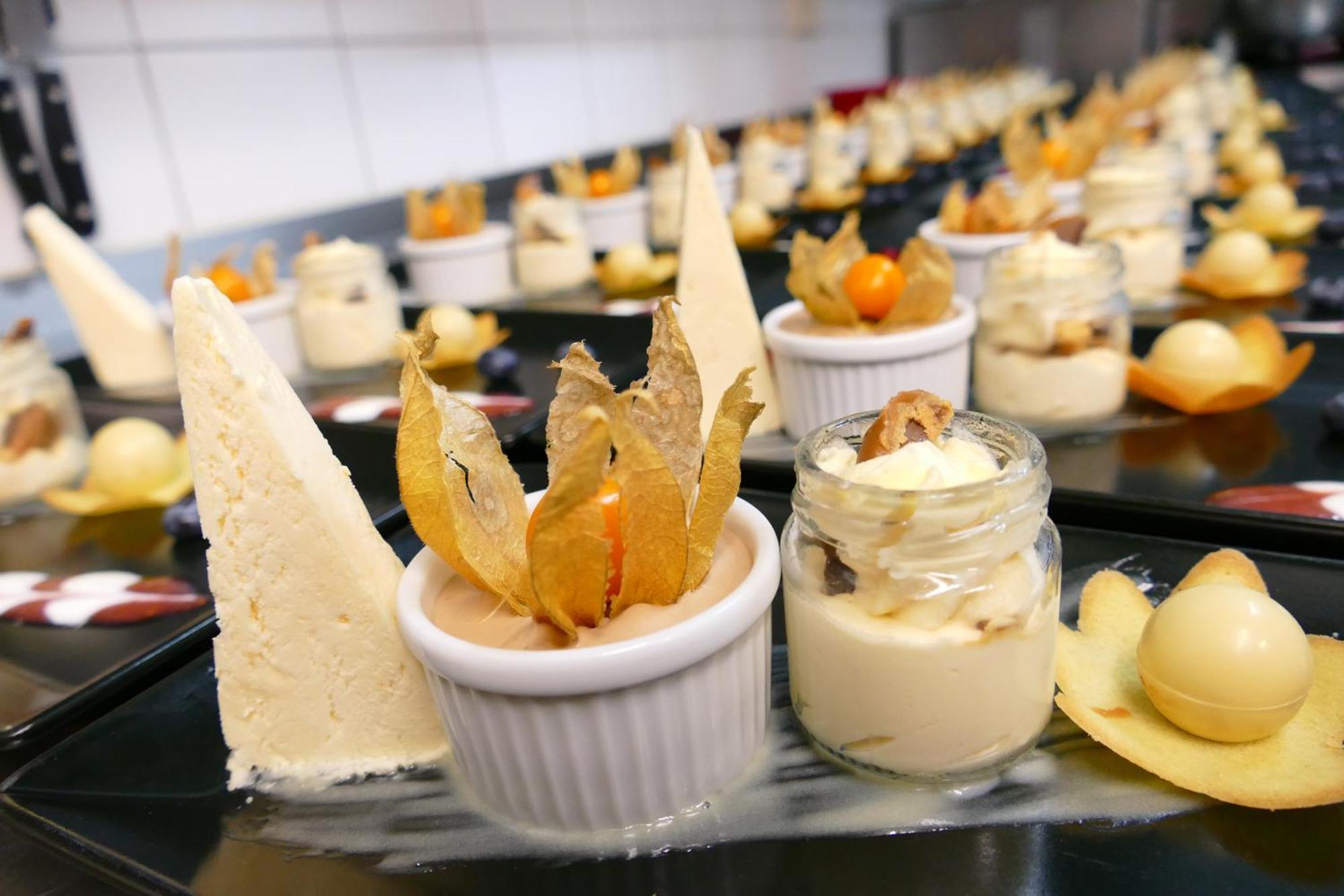 Gourmet-Hotel Gruenwald Леоганг Екстериор снимка